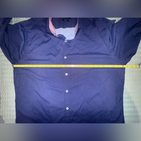 Bugatchi men's button down shirt. Blue with dotted design. NO SIZE TAG EUC - Picture 5 of 11